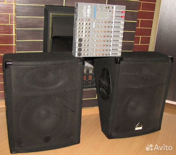 Колонки активные Wharfedale 1200W Pro D15