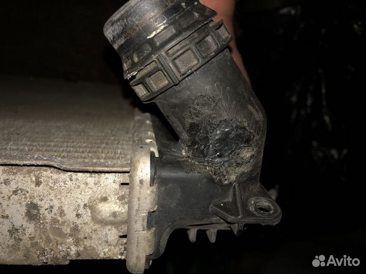 На BMW e90 радиаторы