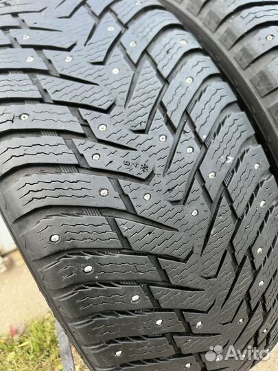 Nokian Tyres Hakkapeliitta 8 SUV 285/60 R18 116T