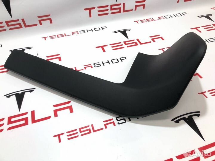 Накладка центральной панели Tesla Model S рест