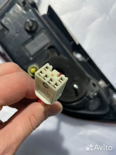 Фонарь задний левый Lexus Lx 570 2015-2021