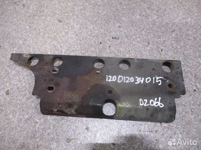 Теплозащитный щиток MAN 51081205276