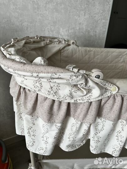 Кроватка люлька на колесах