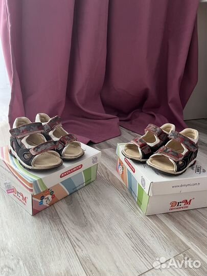 Ортопедические сандалии для двойни