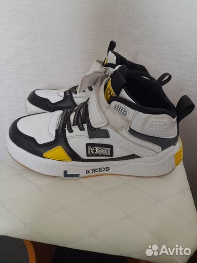 Кроссовки 39 размер