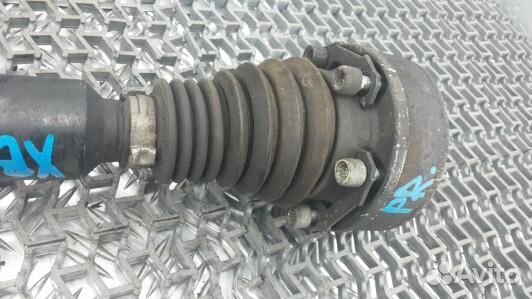 Привод передний правый skoda octavia A5 (XBN23N101