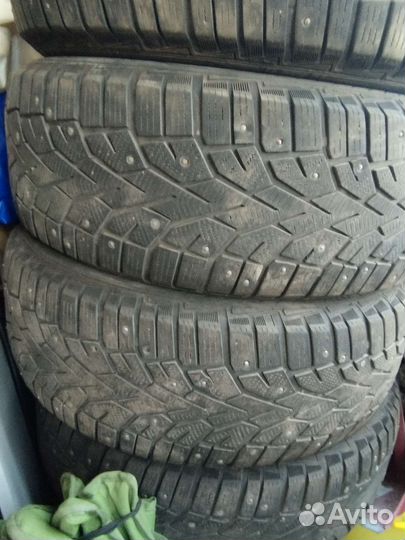 Gislaved NordFrost 100 SUV 235/65 R17 108T