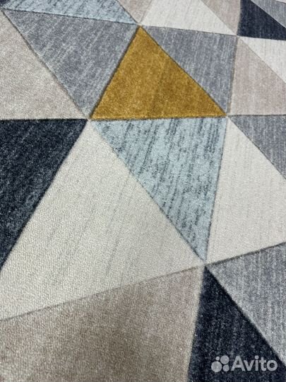 Палас новый. Ковролин