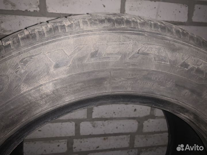 Goodyear Wrangler HP All Weather 235/65 R17 104V