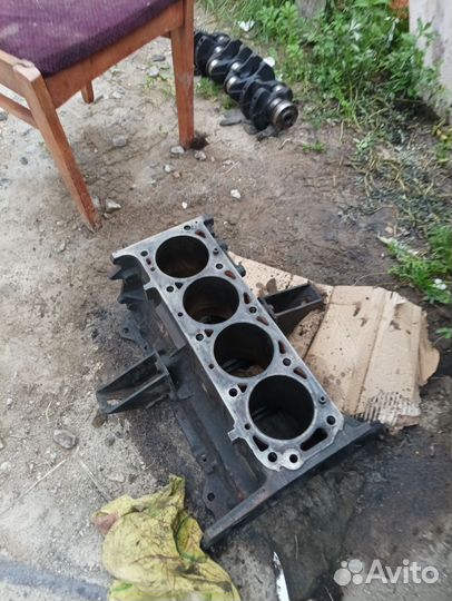 Блок от двигателя с24ne