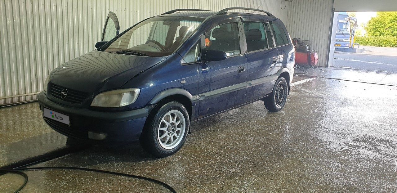Opel Zafira: фото владельца