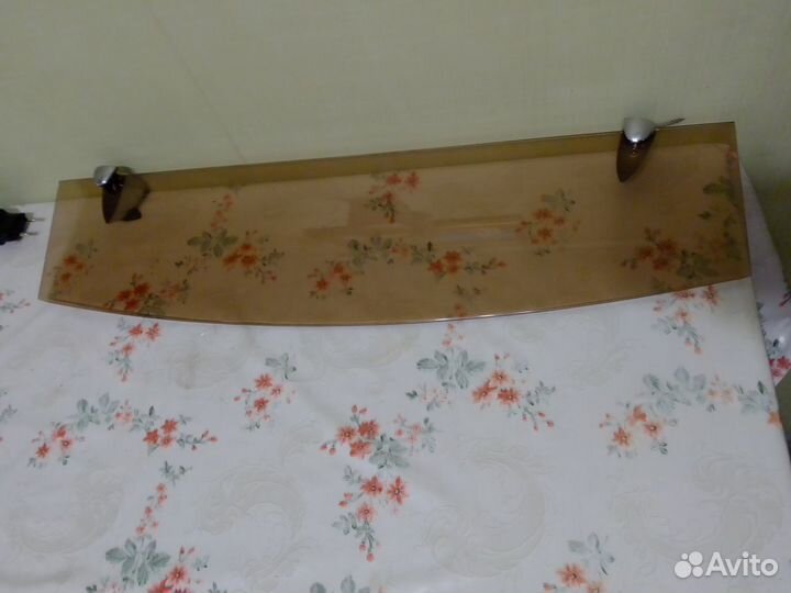 Полочка стеклянная