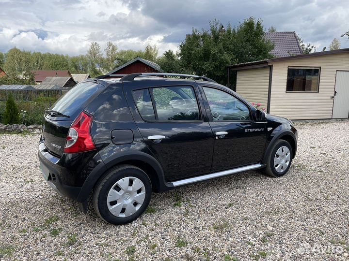 Renault Sandero Stepway, 2012