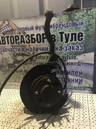 Кулак задний правый Hyundai Sonata