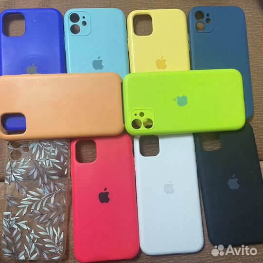 Чехлы на iPhone 11