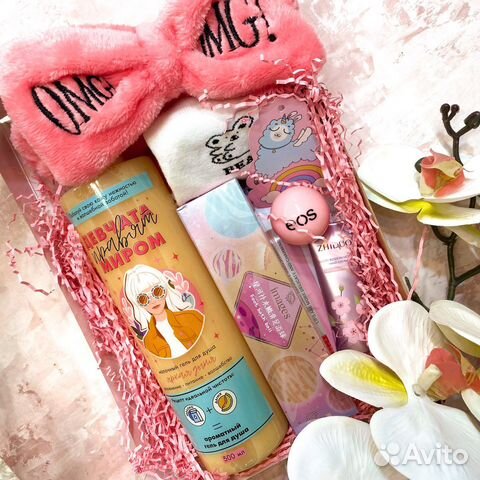 Подарочный бокс набор косметики