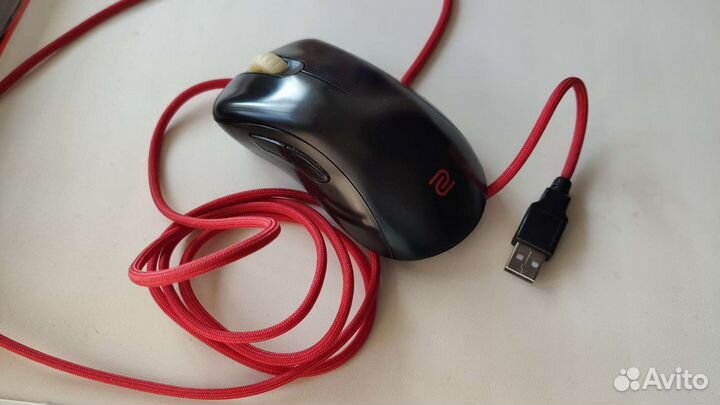 Мышь Zowie ec2a на паракорд кабеле
