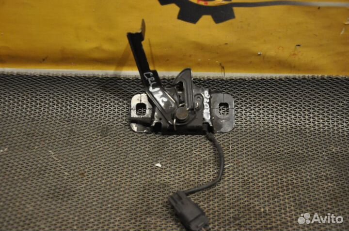 Замок капота chevrolet cruze J305