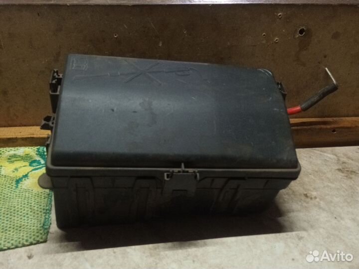 Блок предохранителей Шевроле Круз