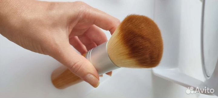 Кисти для макияжа новая