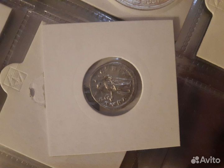 Римская монета Динарий Юлия Мамея