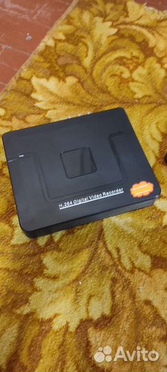 Видеорегистратор на 4 камеры