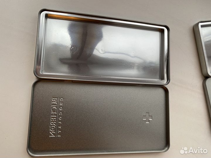 Жестяные коробочки для шоколадок или мелочей.2шт