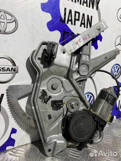 Стеклоподъемник задний правый BMW E34