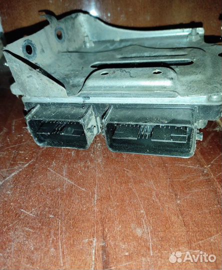 Эбу Mitsubishi lancer 10 1860B676 4А92