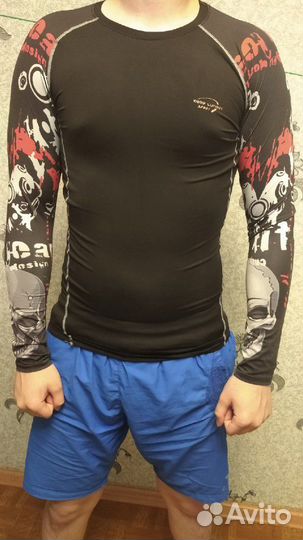 Рошгард состояние нового.Одевали пару раз.Разм.48