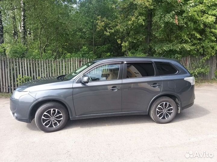 Mitsubishi Outlander 2.0 CVT, 2014, 191 000 км