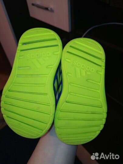 Кроссовки adidas оригинал