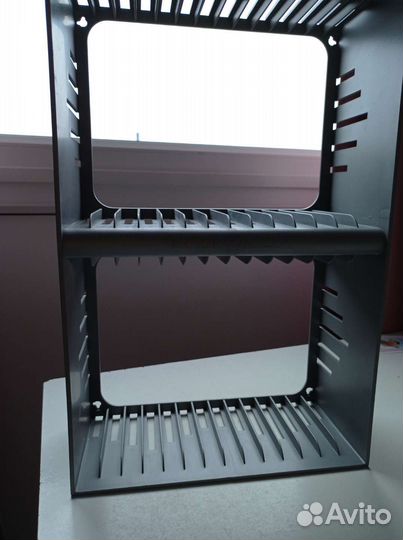 Полки для дисков