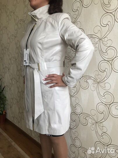 Кожаный плащ женский