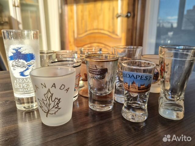 Сувенирные стопки коллекция из разных стран