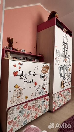 Мебель в комнату для девочки