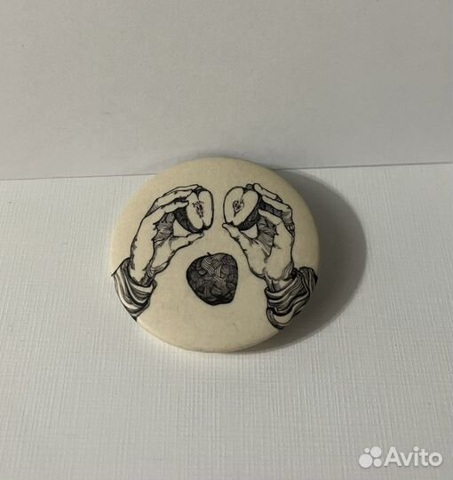 Значки (Би-2, Prosto Космос, Яблоки)