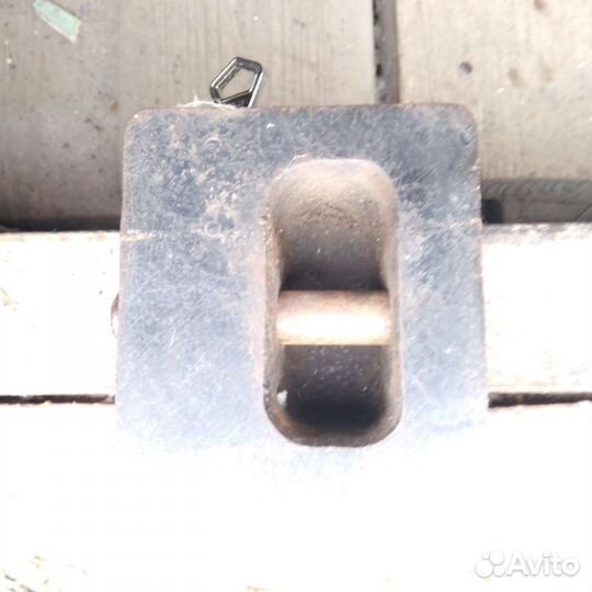 Замок гаражный навесной