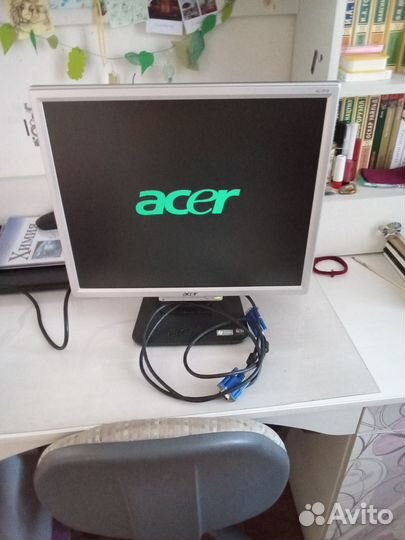 Монитор для компьютера б/у acer 19