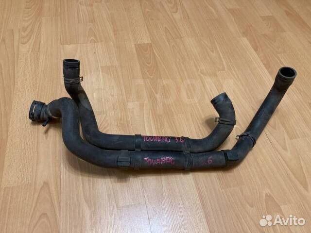 Патрубок радиатора VW Touareg 7P6122101H