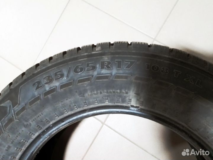 Nokian Tyres Hakkapeliitta 7 SUV 235/65 R17 108T