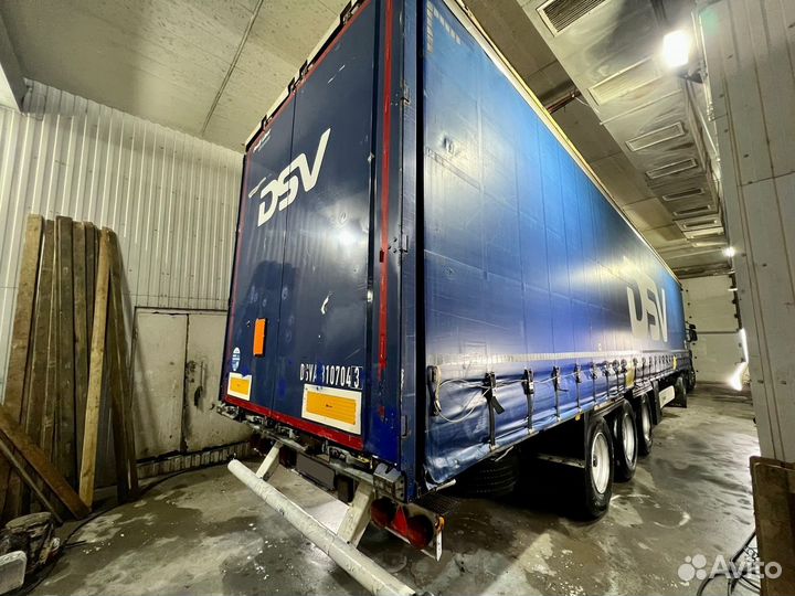 Полуприцеп шторный Krone SDP27, 2011