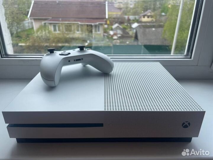Xbox One s