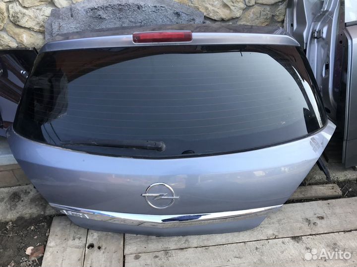 Крышка багажника на опель астра H хэтчбэк