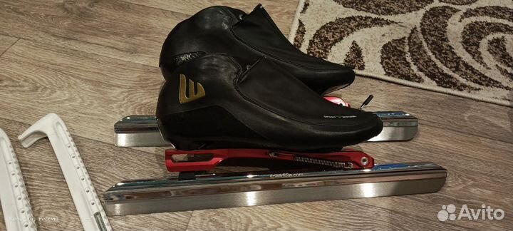 Конькобежные коньки