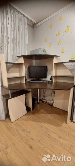 Компьютерный стол бу