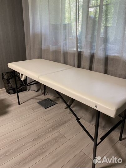 Кушетка для наращивания ресниц, массажа