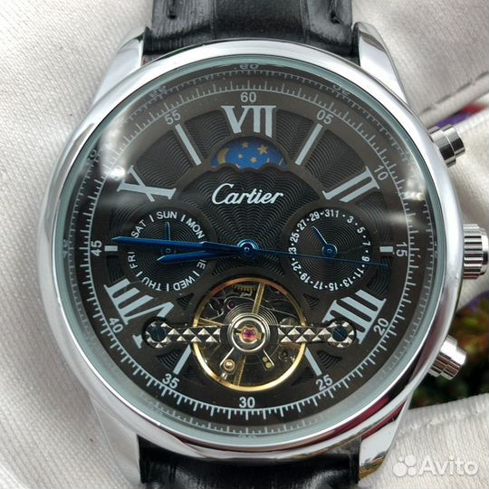 Часы Cartier