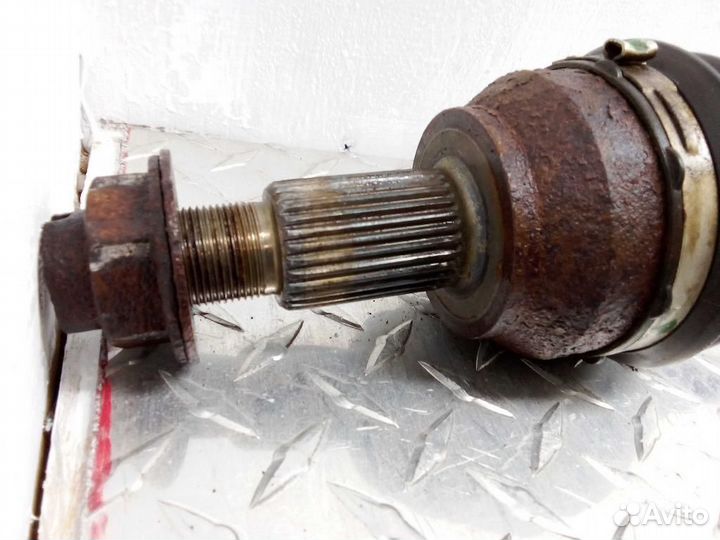 Полуось передняя правая Maserati Quattroporte