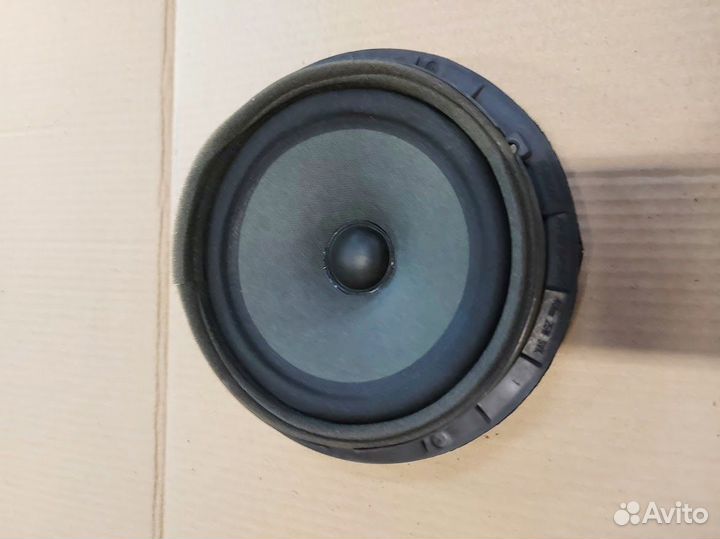 Динамик Suzuki Sx4 3910268L00